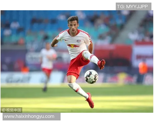 莱红牛球队迎战赫根全力争胜力争晋级之路再添精彩篇章 莱红牛球队迎战赫根全力争胜力争晋级之路再添精彩篇章